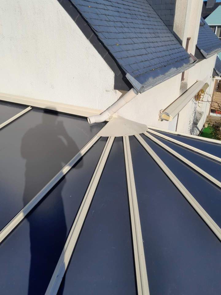 Structure de toiture pour véranda rénovée Quimperlé