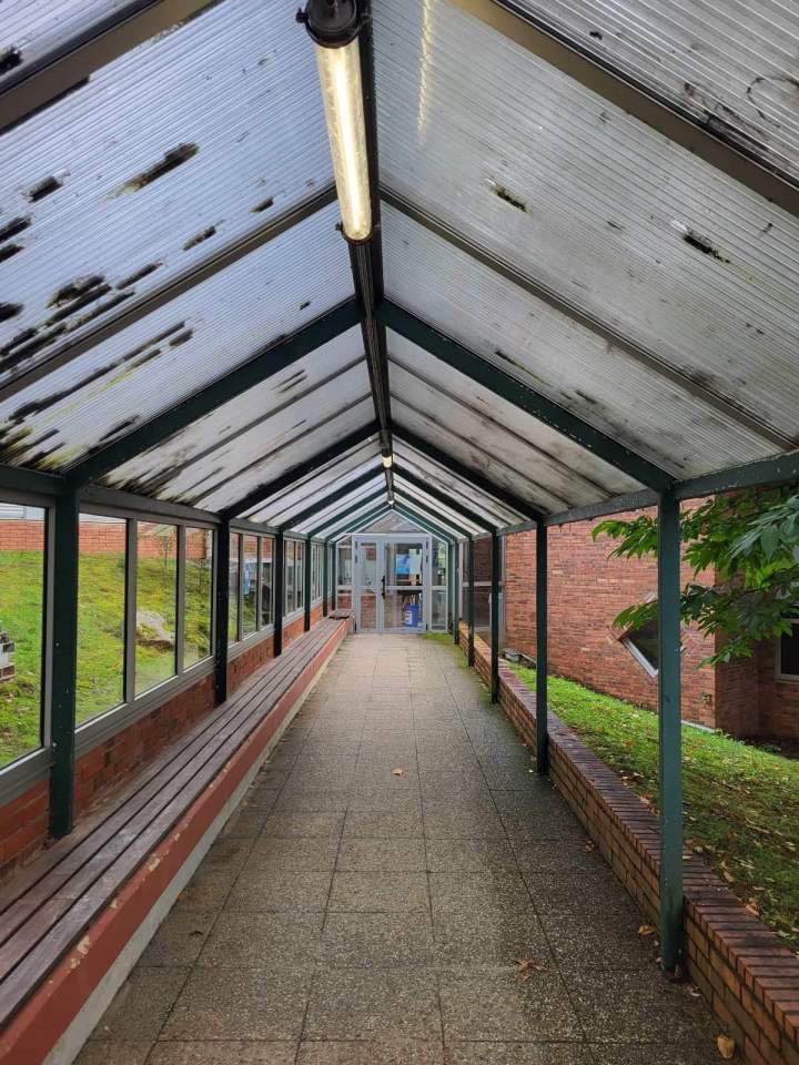 Véranda à rénover par STREMA Quimperlé